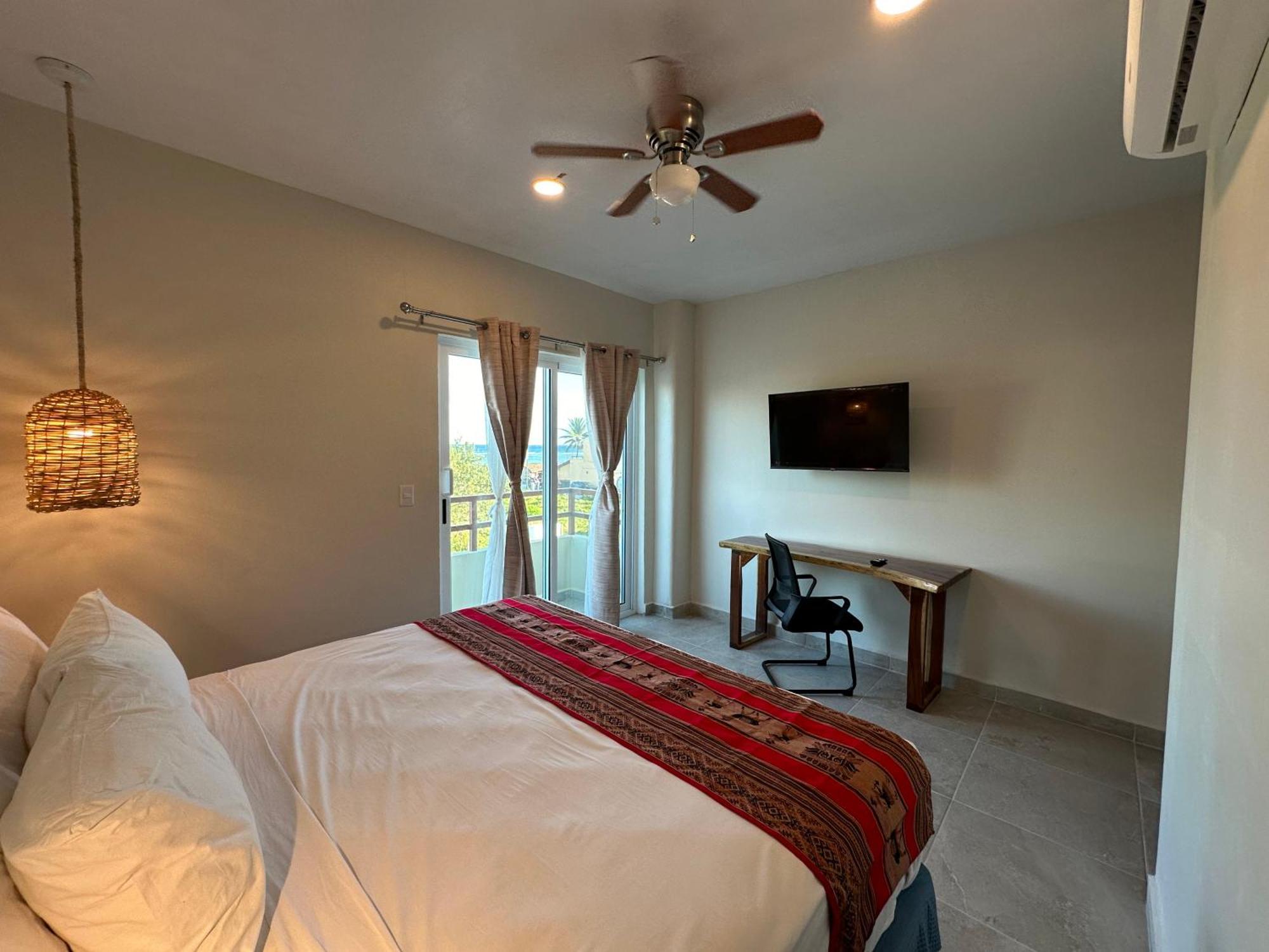 Oneiro Suites With Sea View Mahahual Exterior photo